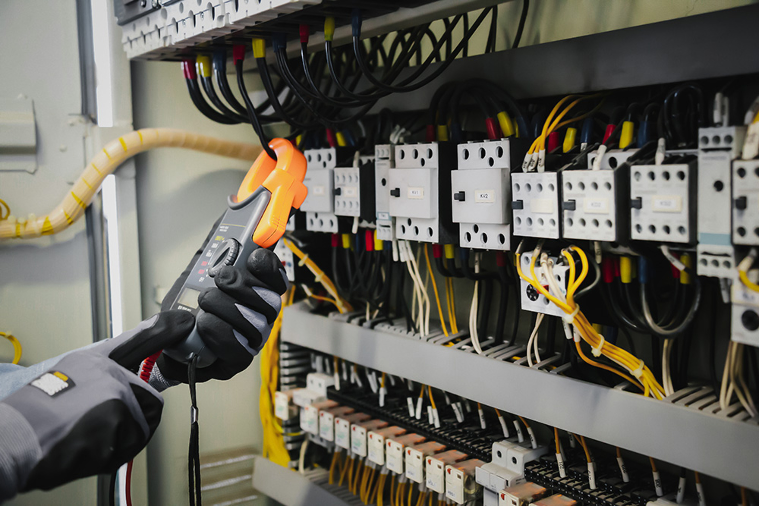 DGUV Vorschrift 3-Check bei Döllgast Elektroanlagen Partnach GmbH & Co. KG in Garmisch-Partenkirchen