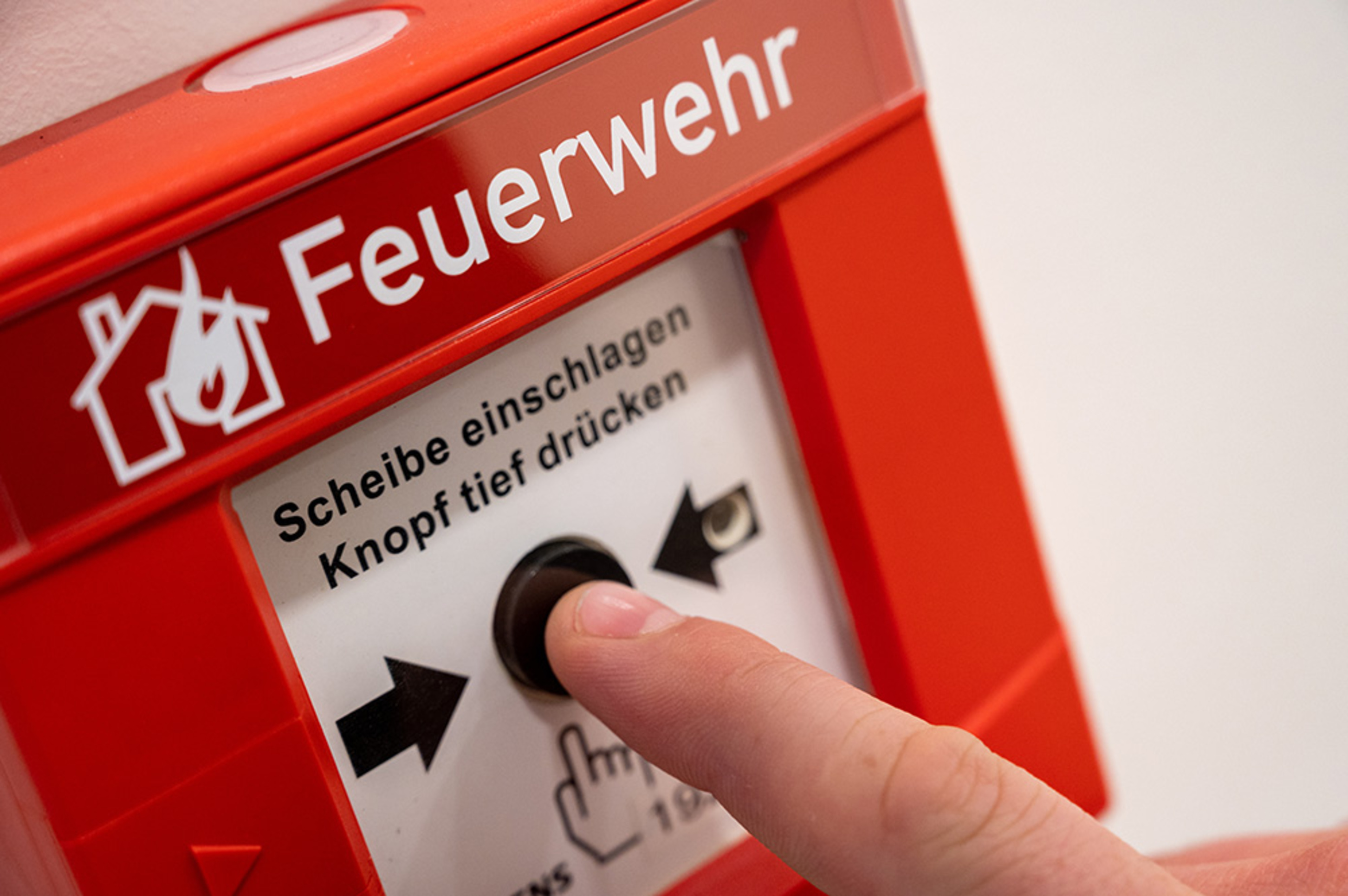 Brandmelde&shy;anlagen bei Döllgast Elektroanlagen Partnach GmbH & Co. KG in Garmisch-Partenkirchen