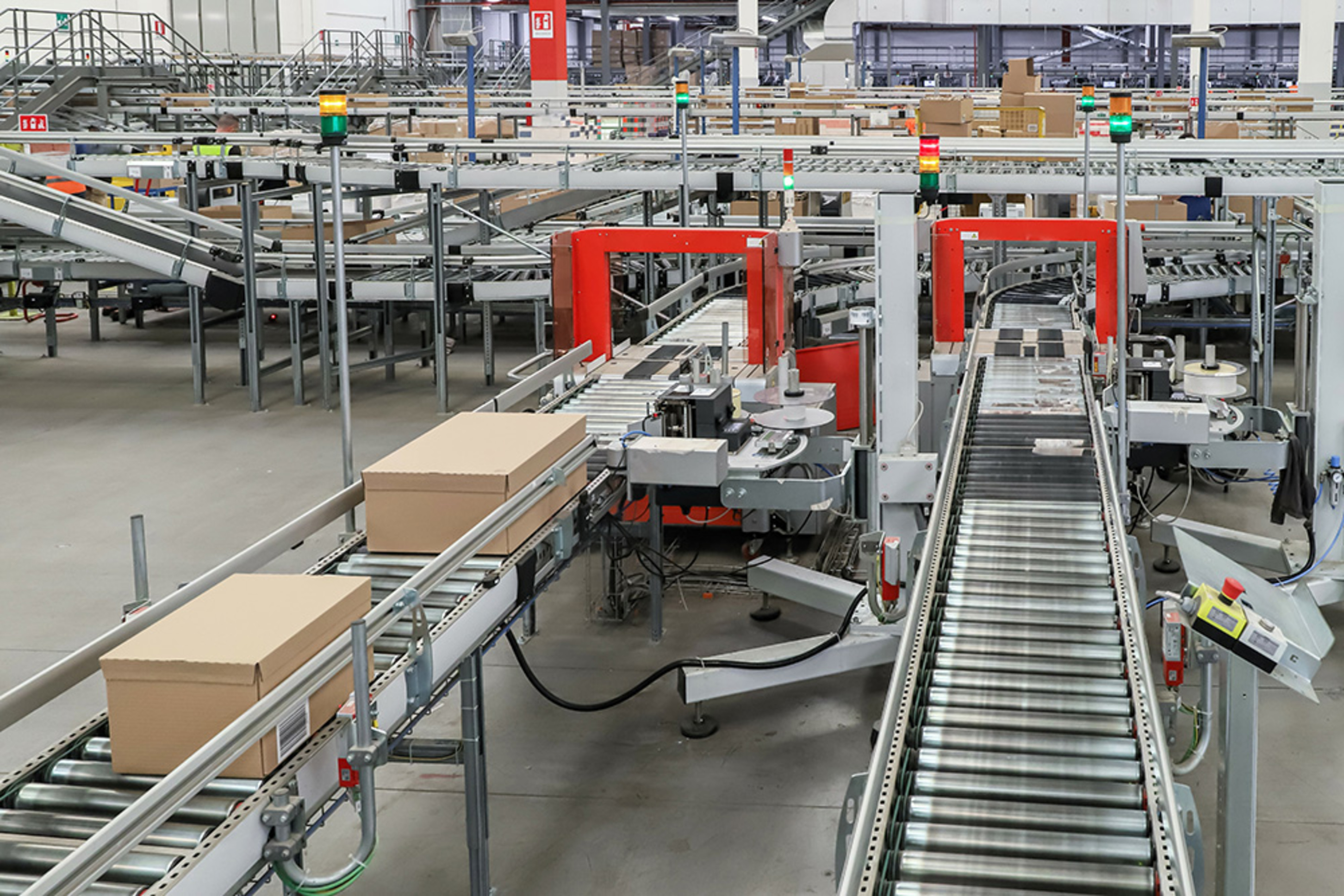 Antriebs&shy;technik bei Döllgast Elektroanlagen Partnach GmbH & Co. KG in Garmisch-Partenkirchen